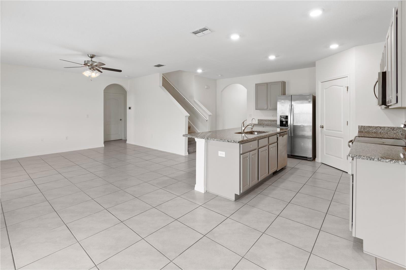 2651 Grandbury Grove Rd photo 5