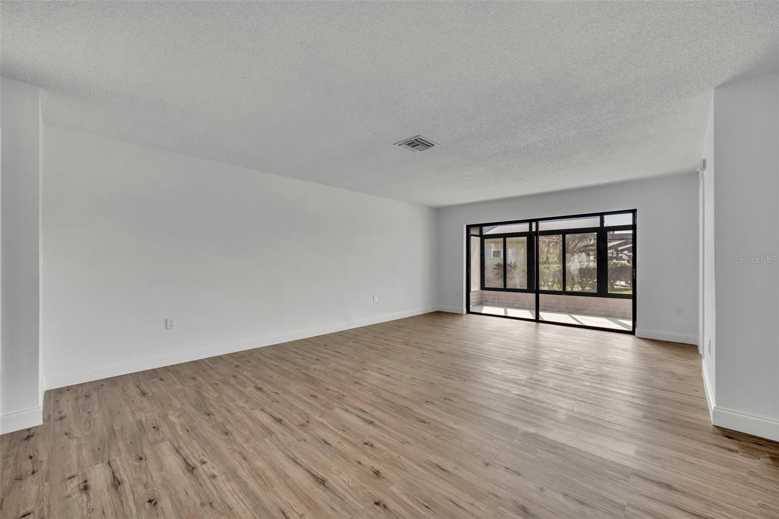 4522 Marine Pkwy photo 5