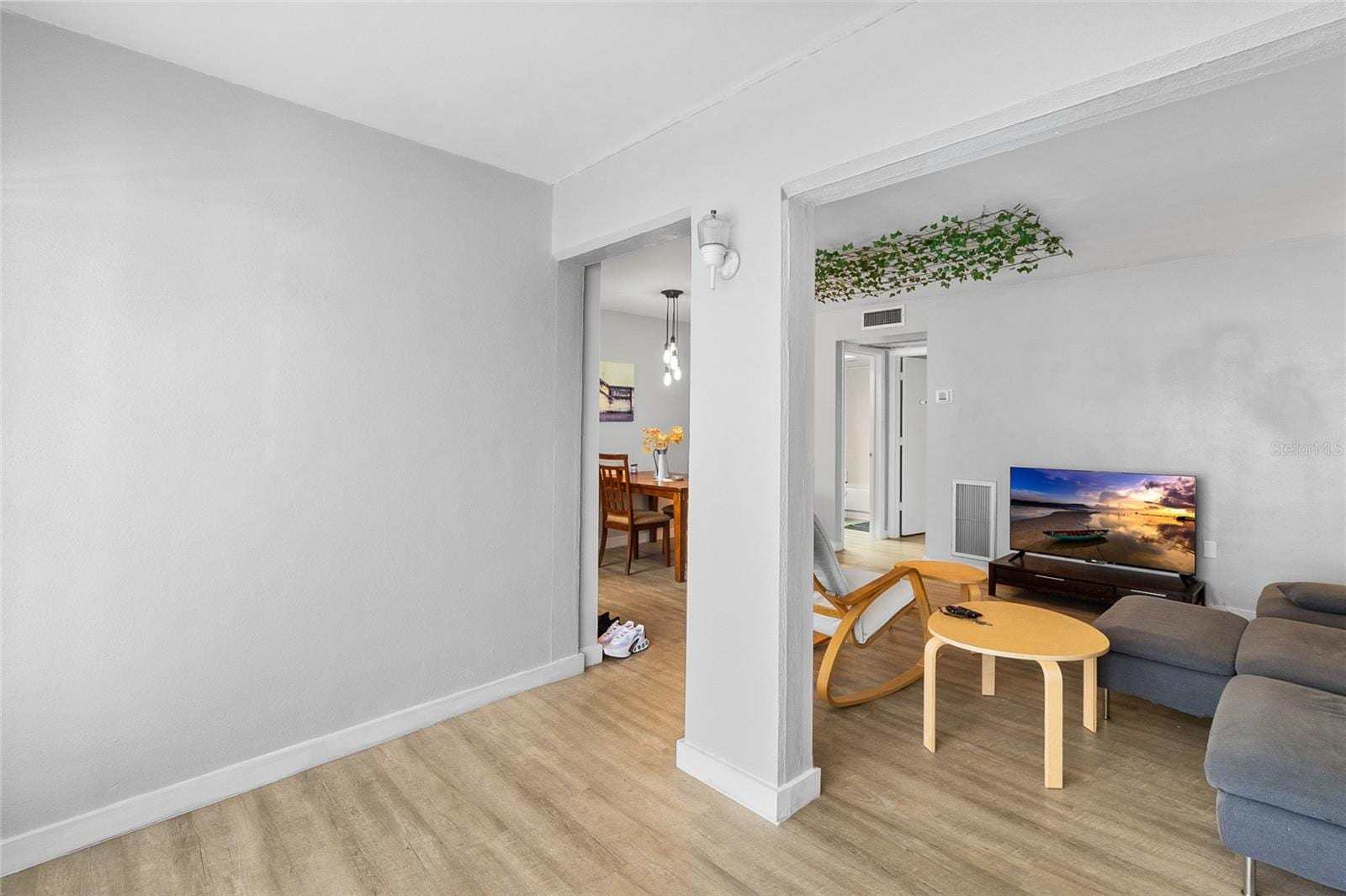 1221 Drew St #B3 photo 3