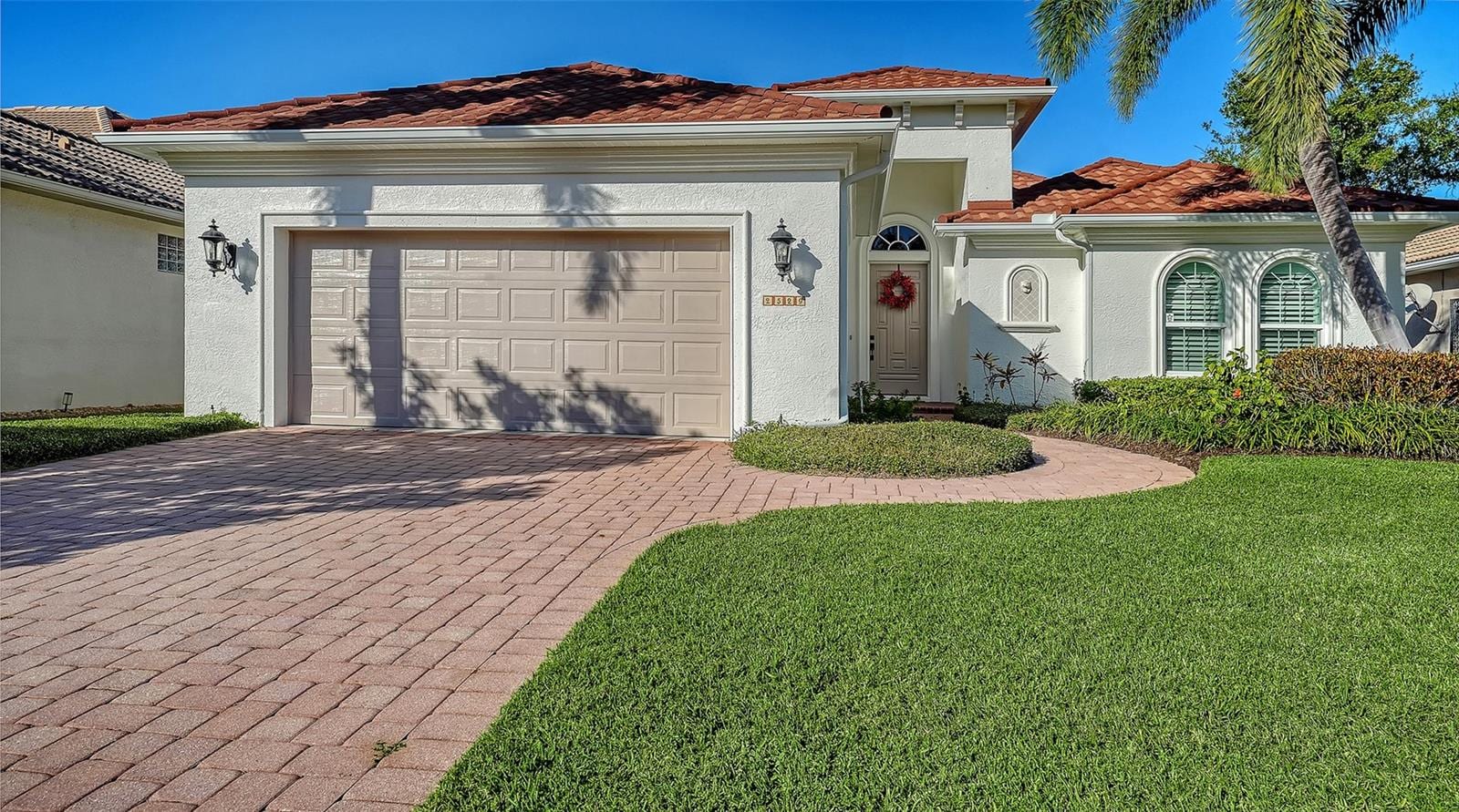 2529 Marblehead Dr photo 2