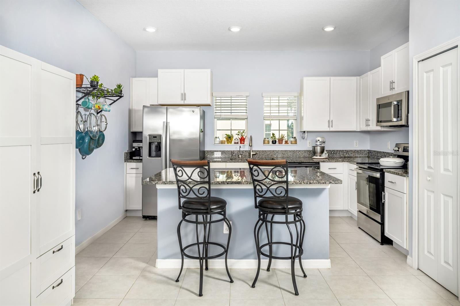 842 Tennyson MILL Cir photo 4