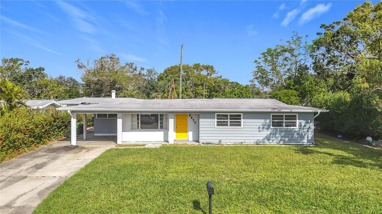 2877 Michigan St photo 3