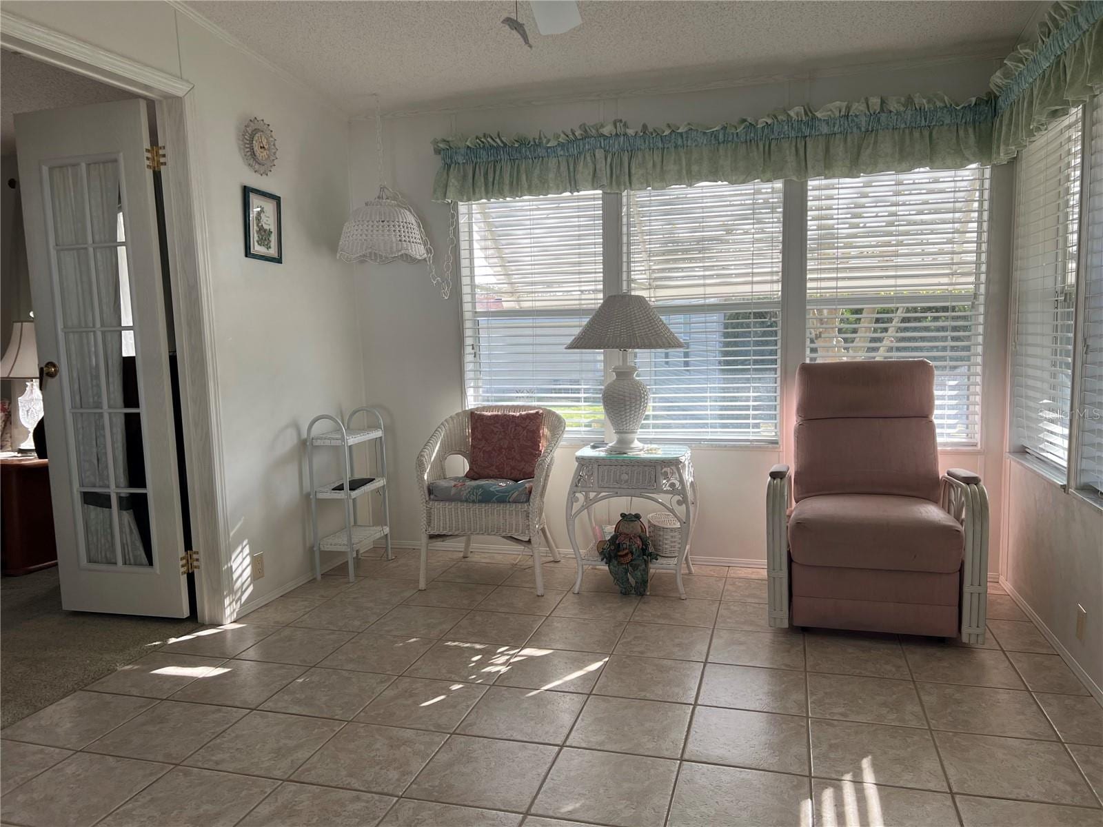 6236 Knotty Pine Dr SE photo 3