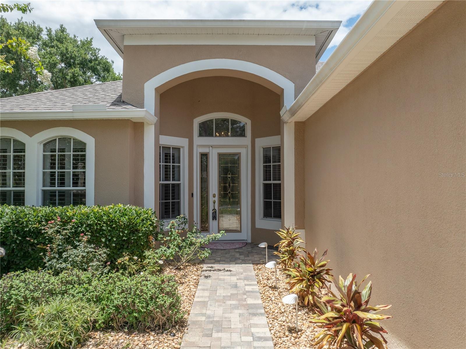 11610 Grove Arcade Dr photo 3