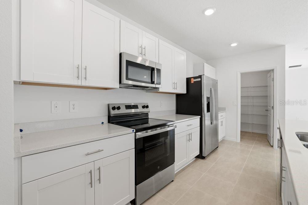 13673 Tropical Breeze Way photo 3