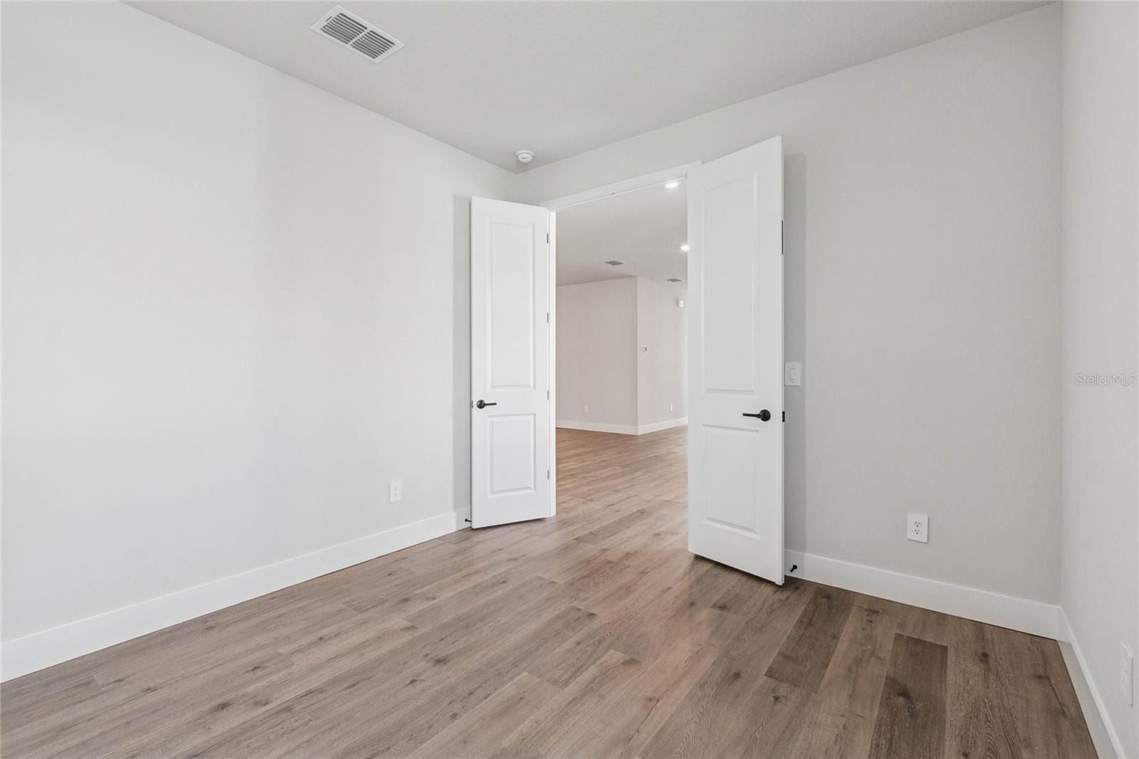 2825 Marrakesh Ln photo 5