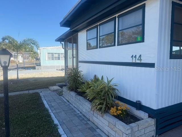 420 49th St E #114 photo 3