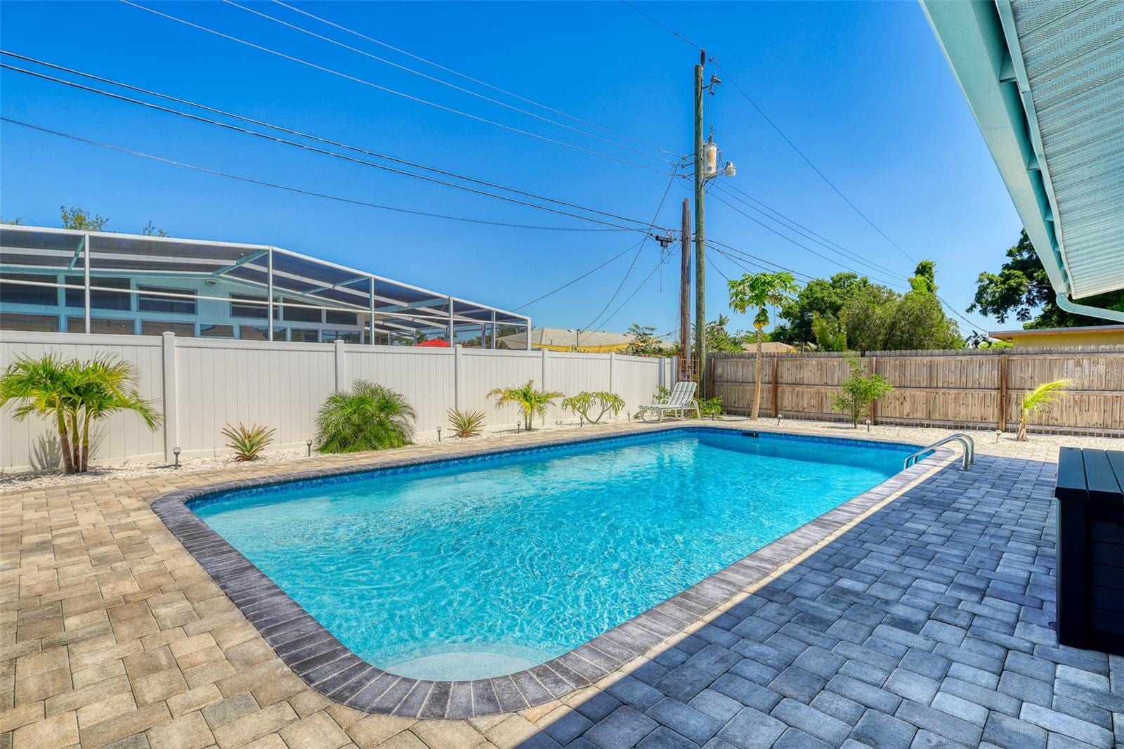 2605 Sunnybrook Dr photo 4