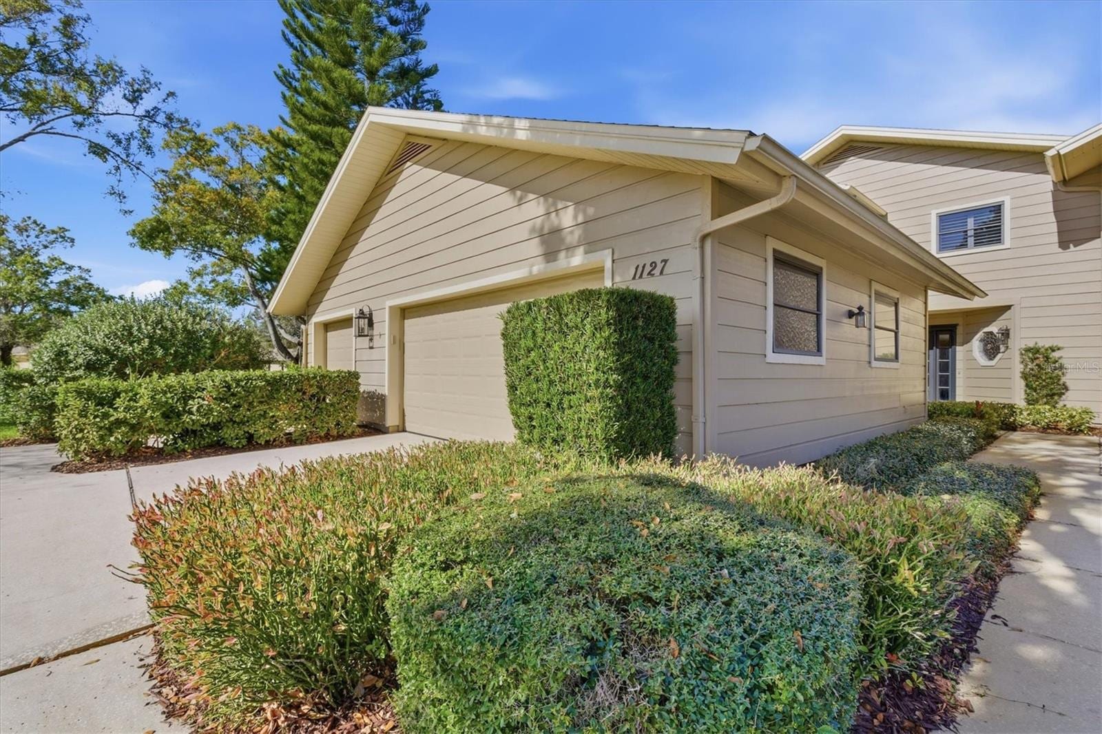 1127 Royal Troon CT photo 2