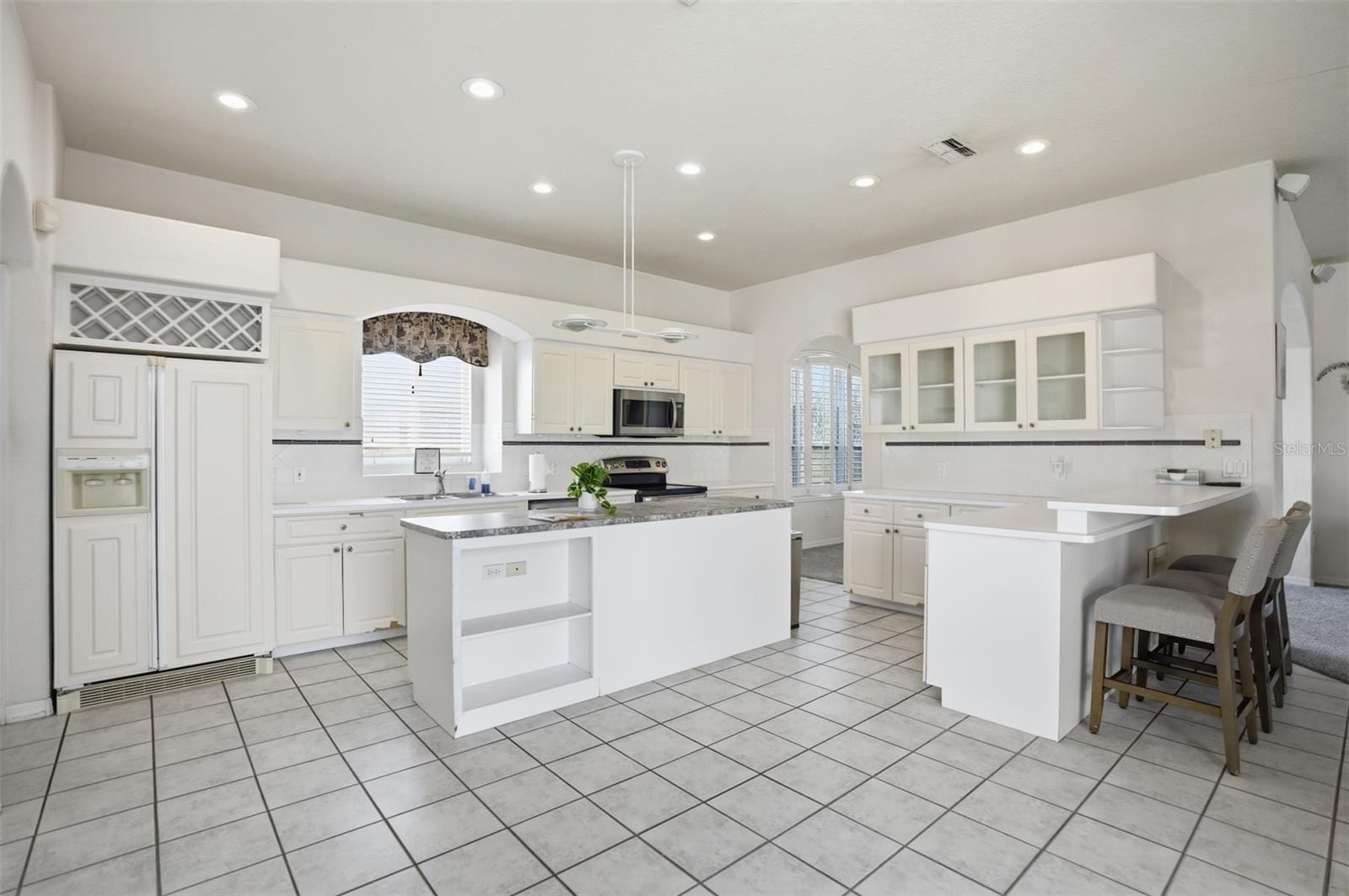 14260 Pullman Dr photo 3