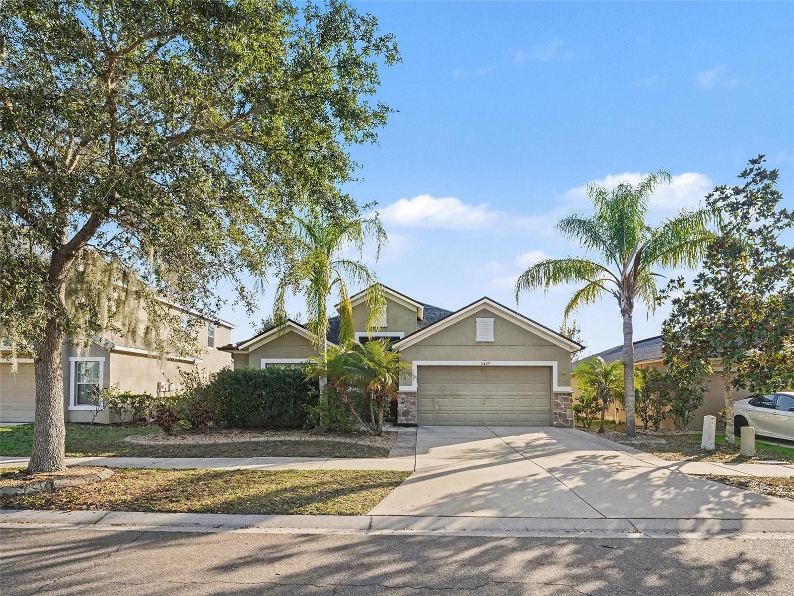 11409 Flora Springs Dr photo 2