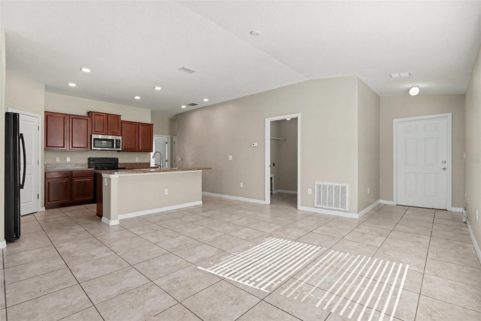 10305 Boggy Moss Dr photo 4