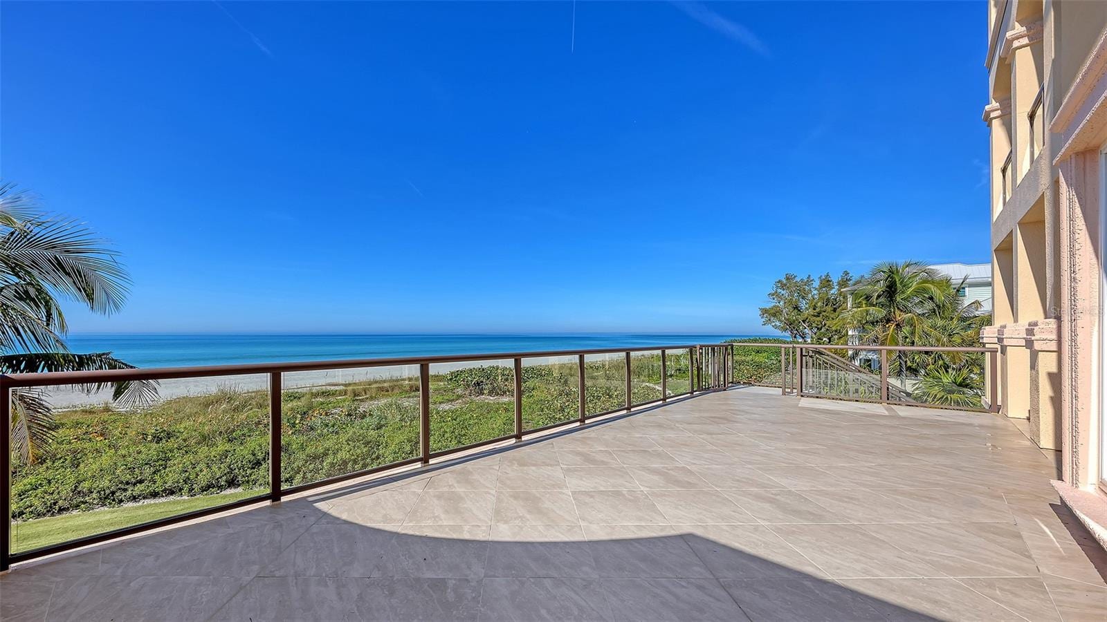 4995 Gulf Of Mexico Dr #500 photo 2