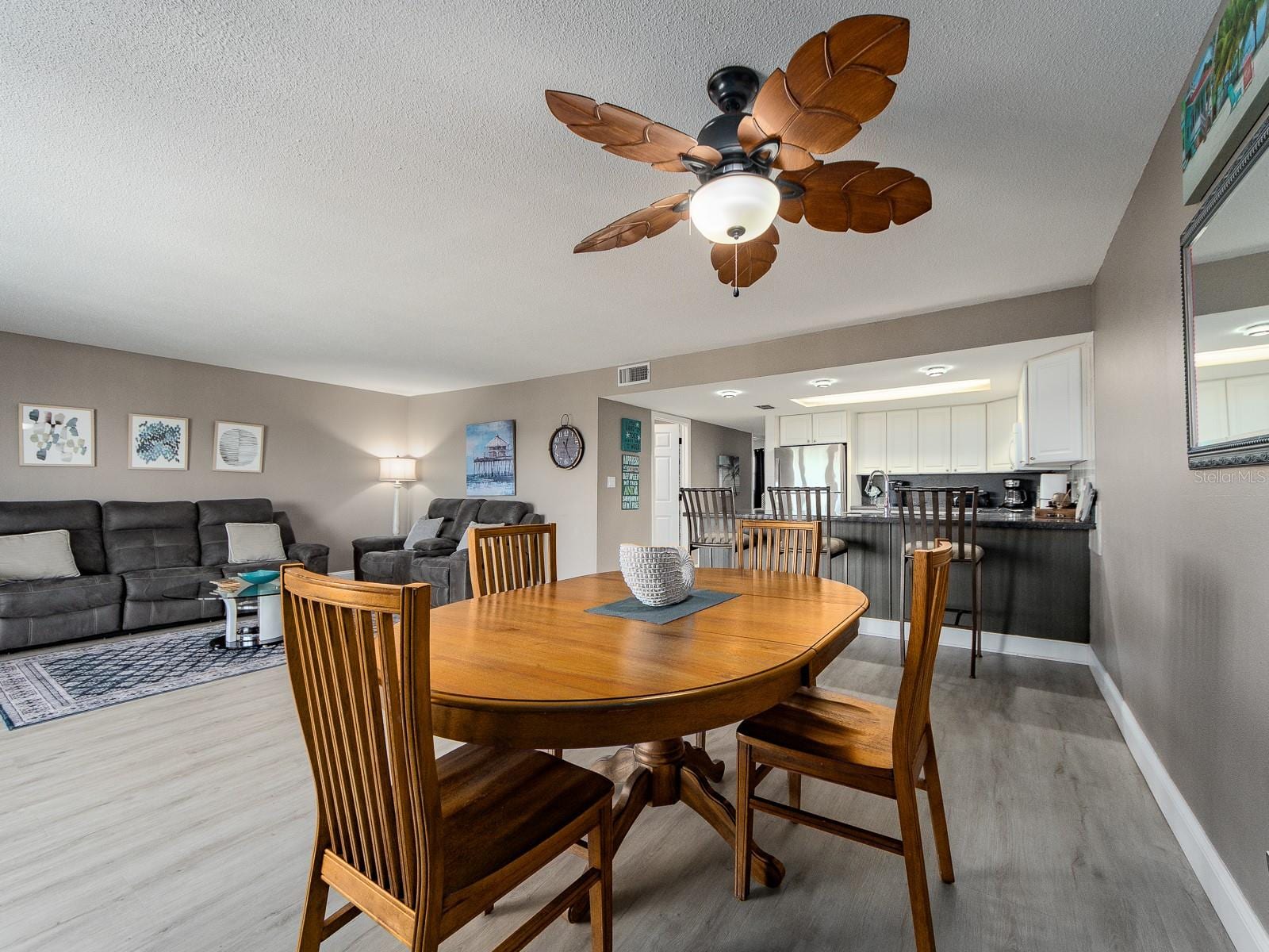 19610 Gulf Blvd #303 photo 5