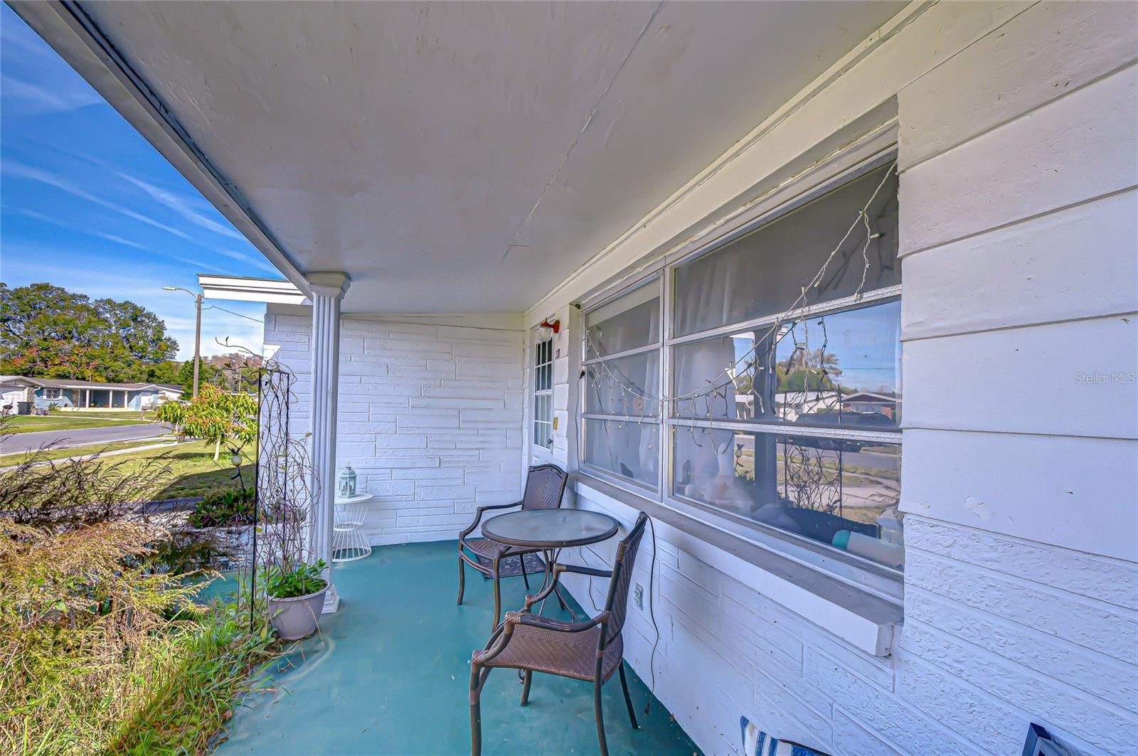 2128 Shannon Dr photo 2