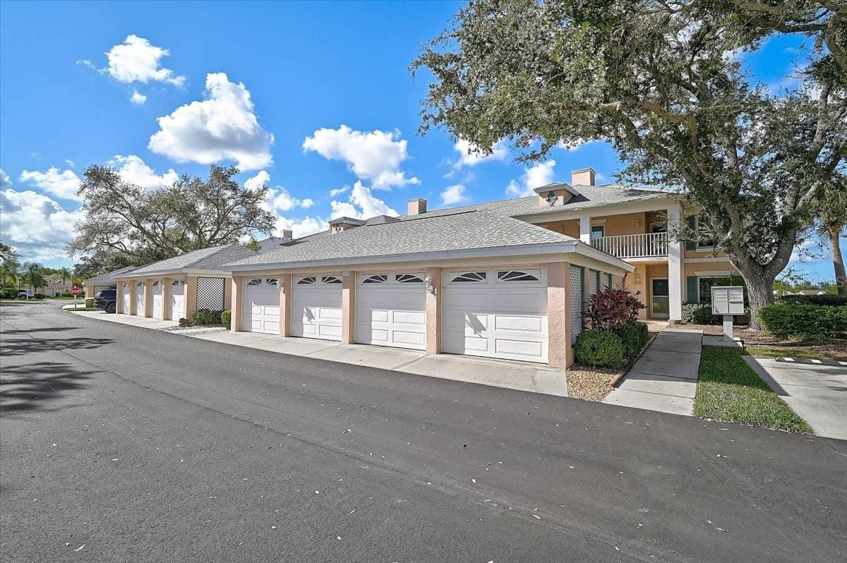 4219 Caddie Dr E #204 photo 3