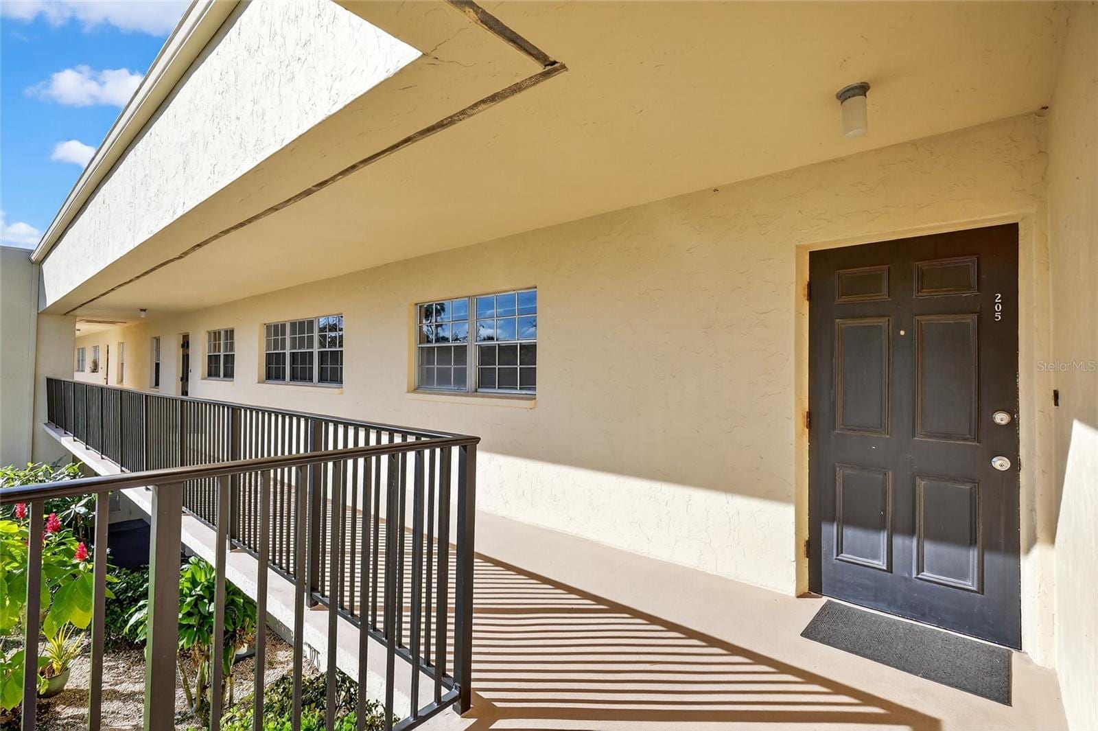 7880 Palm Aire Ln #205 photo 3