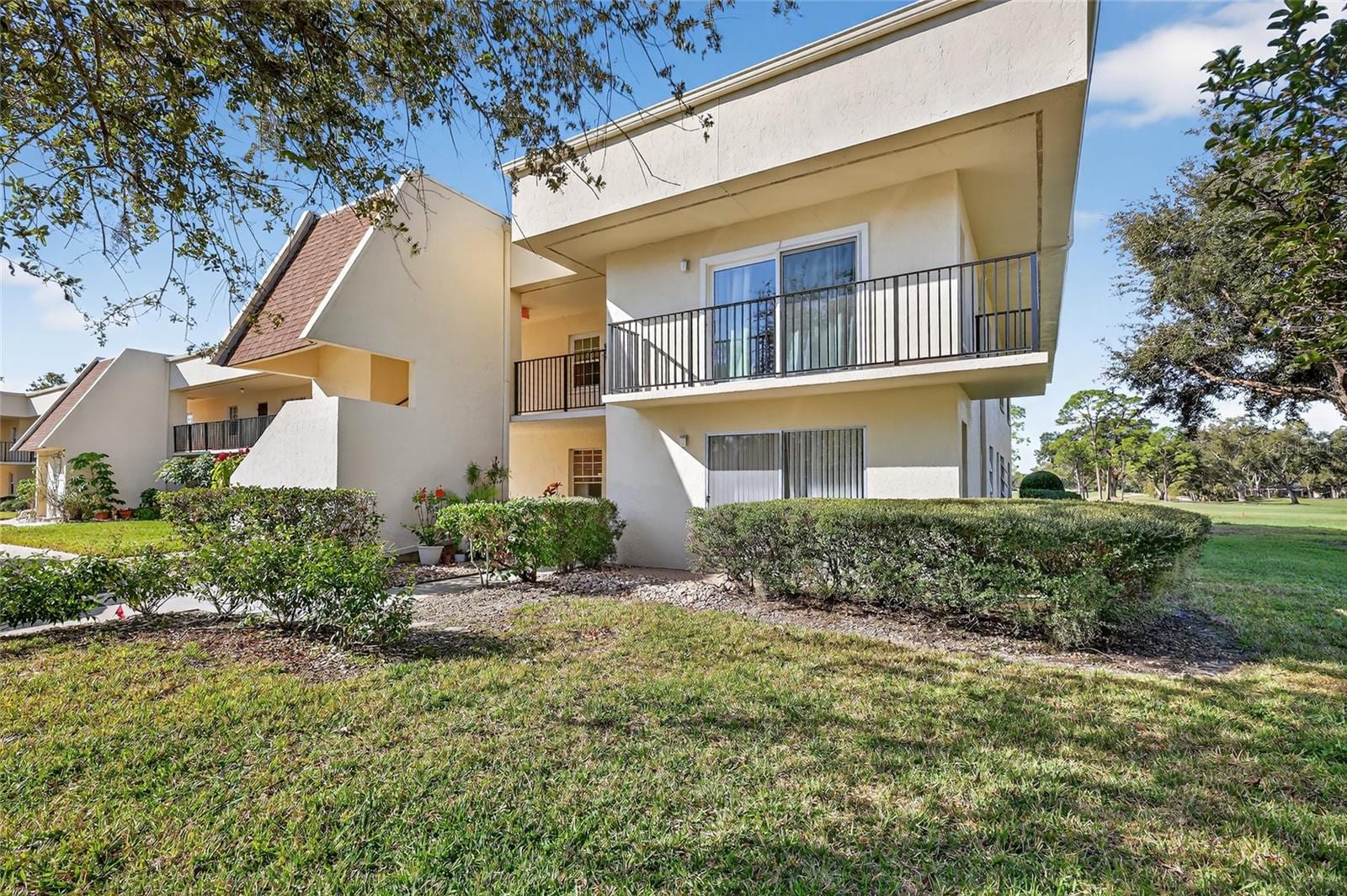7880 Palm Aire Ln #205 photo 4