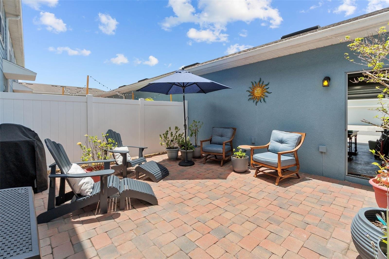 2421 Hearth Dr photo 5