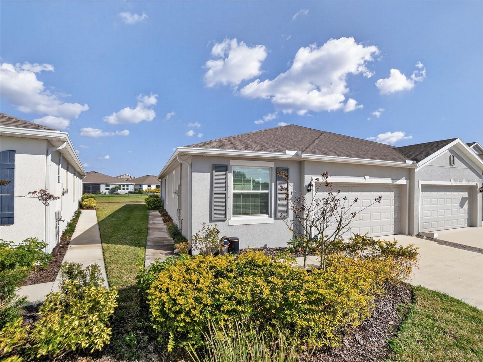 411 157th CT E photo 2
