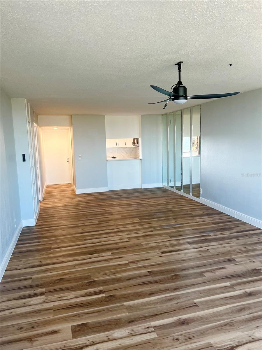 2621 Cove Cay Dr #703 photo 5