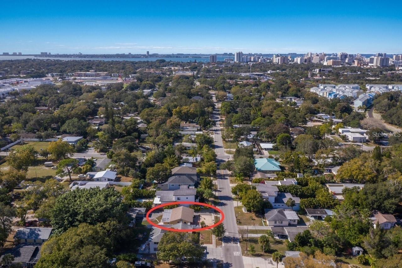 2442 Wood St photo 4