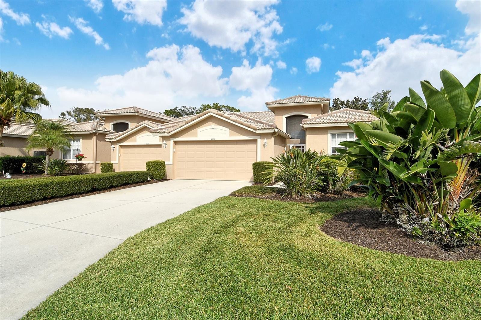 4516 Legacy CT photo 3