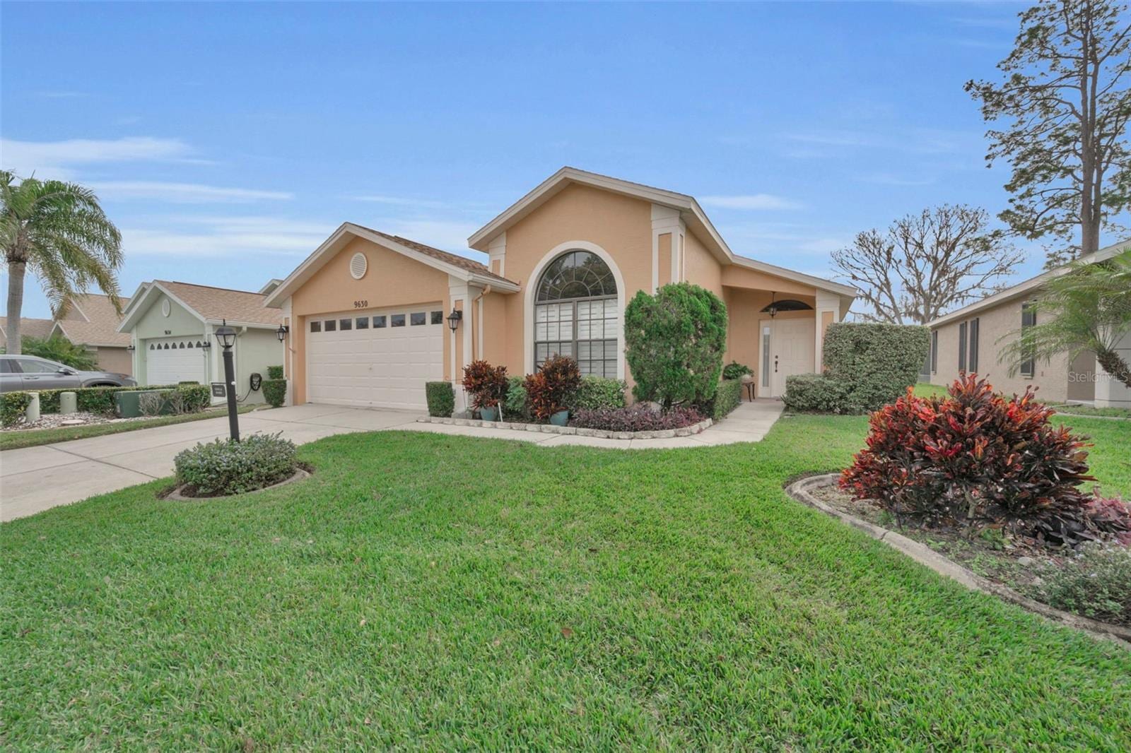 9630 Green Needle Dr photo 2