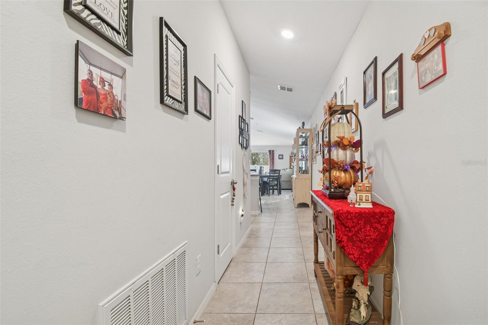 10248 Carloway Hills Dr photo 4