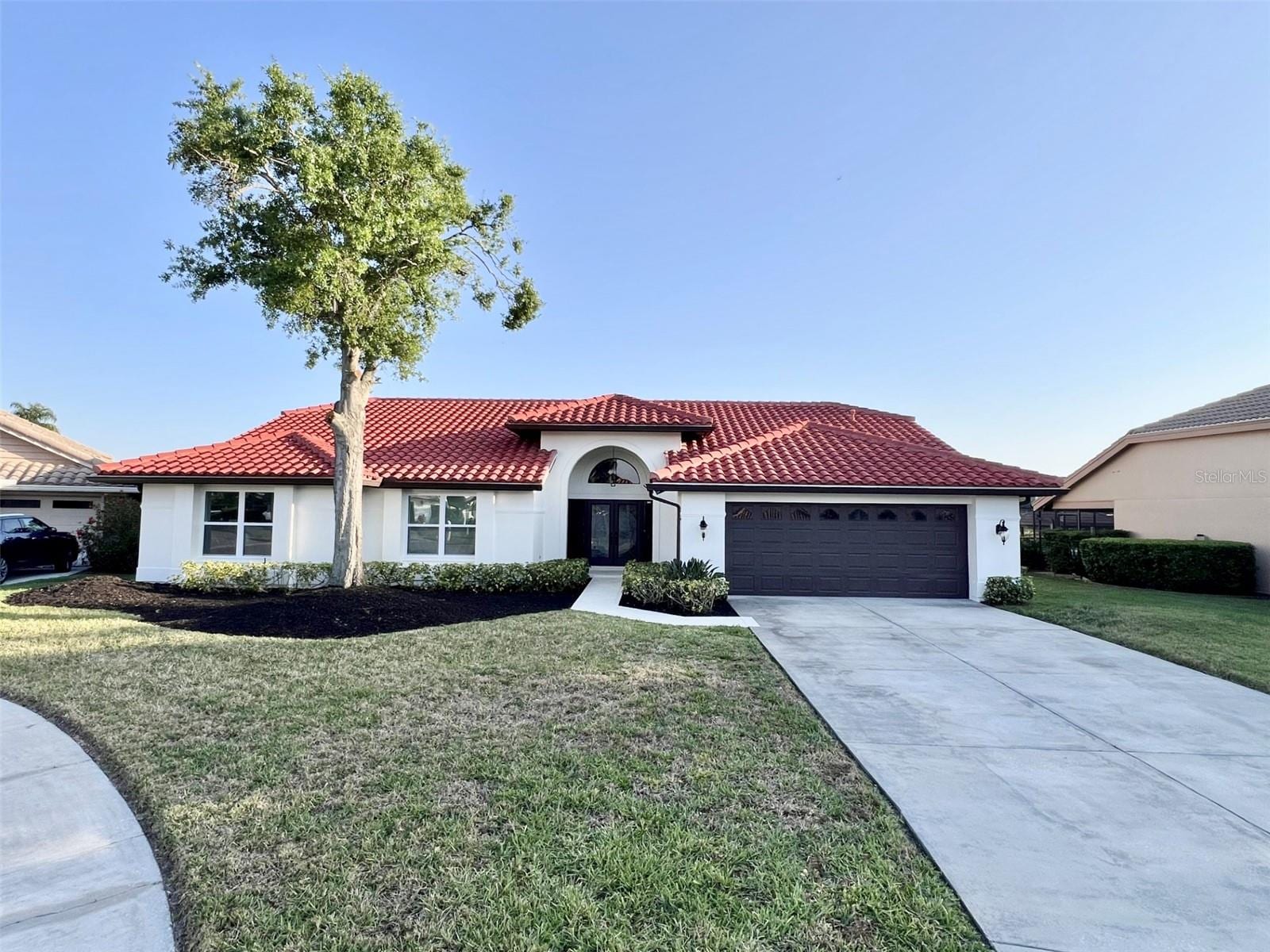 4804 Longwater Way photo 4