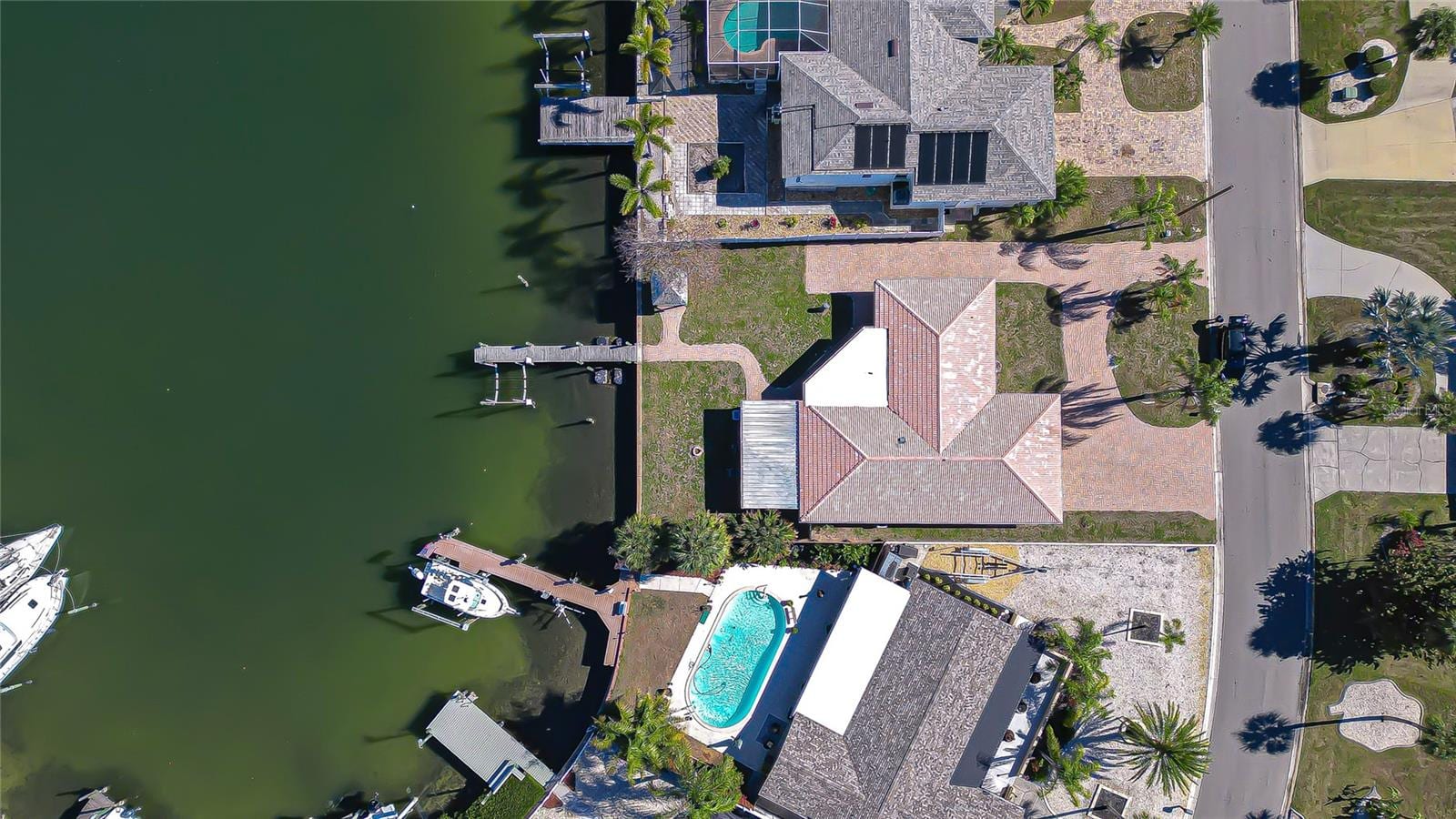 6416 Lake Sunrise Dr photo 2