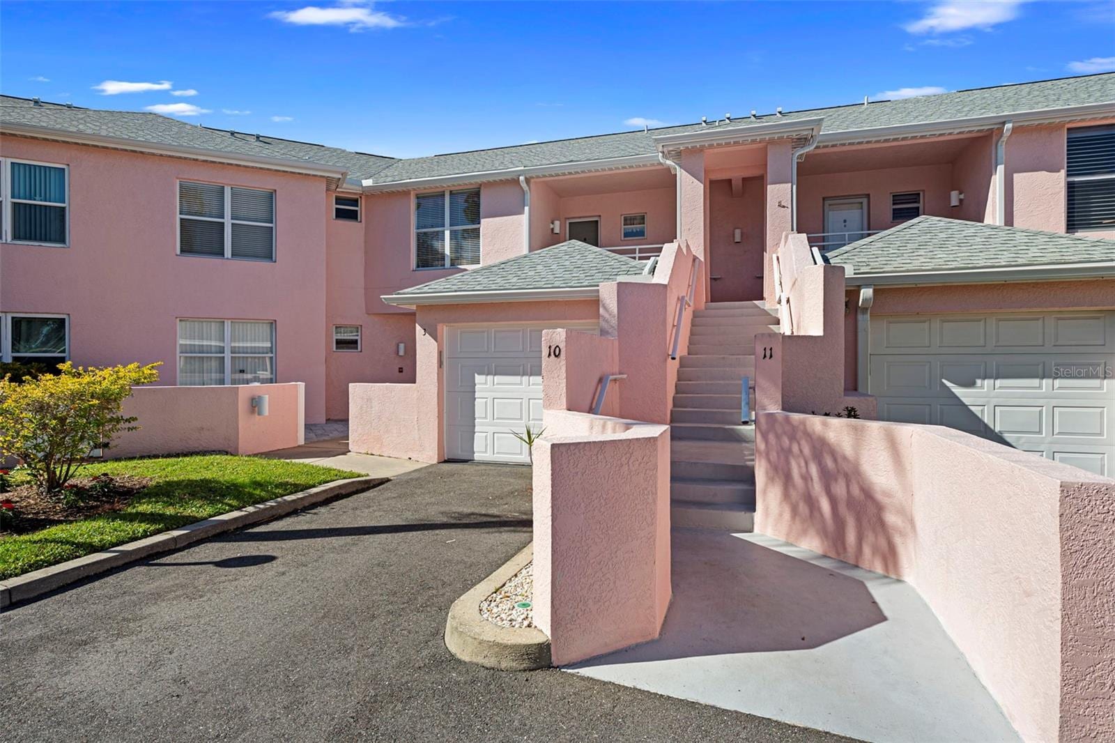 4220 Pinebrook Cir #10 photo 2