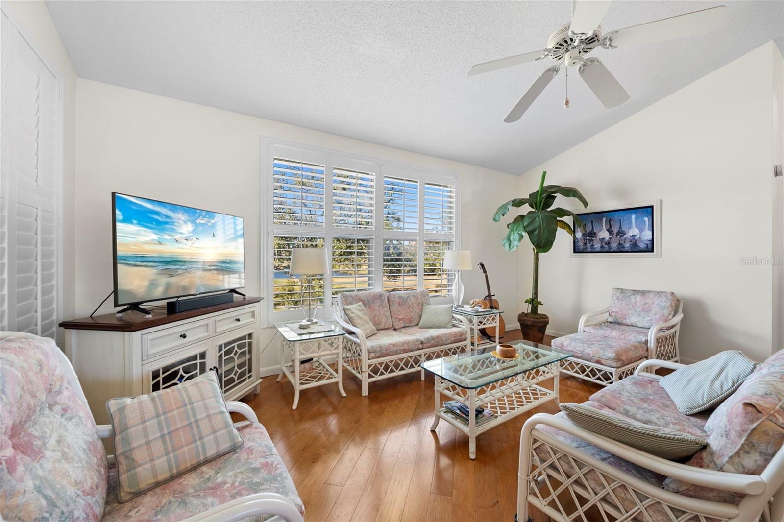4220 Pinebrook Cir #10 photo 4