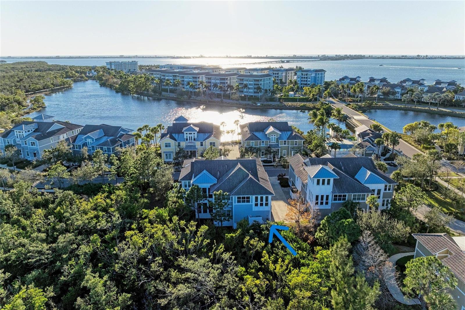 339 Sapphire Lake Dr #201 photo 5