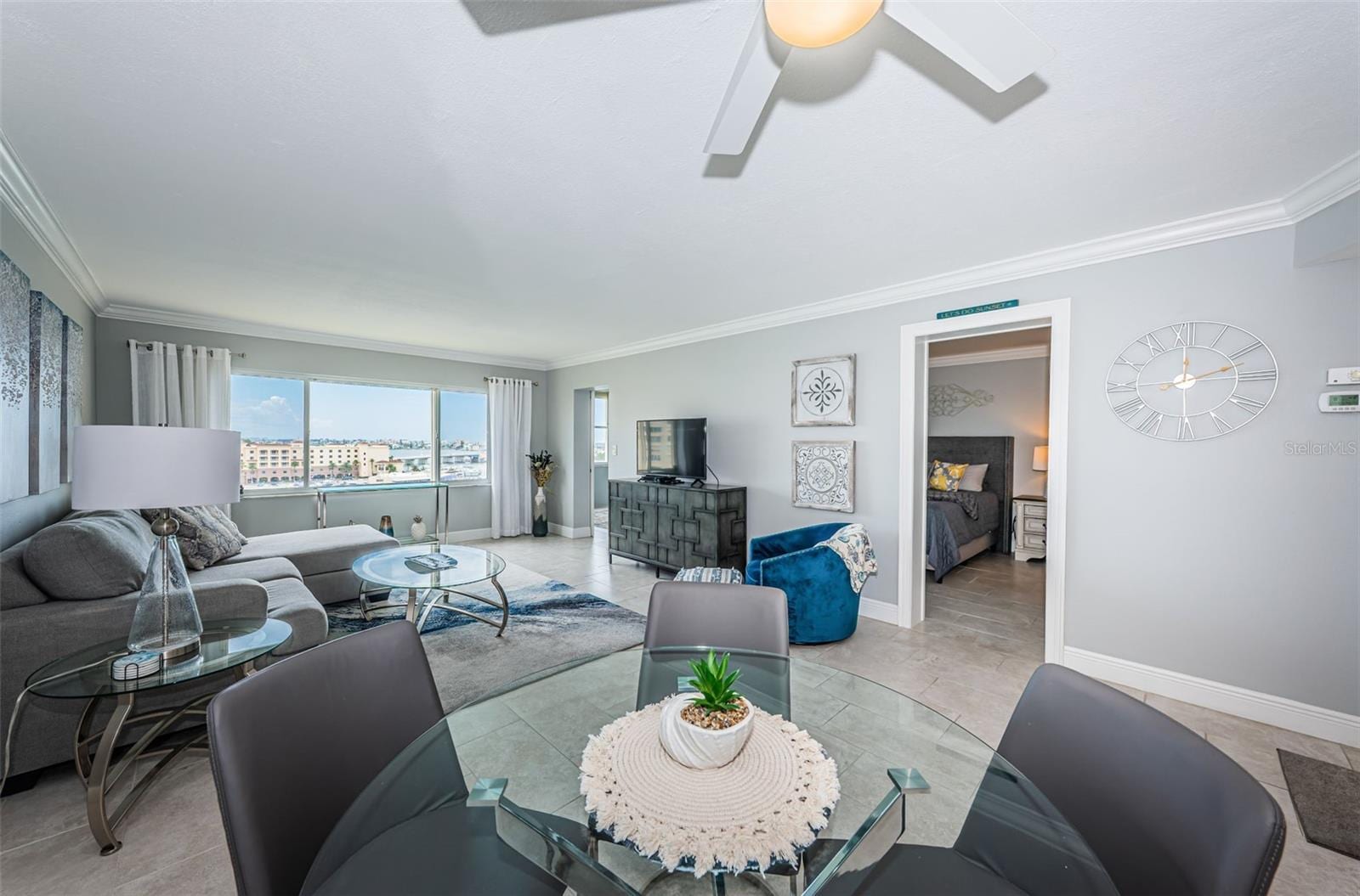 4775 Cove Cir #904 photo 3