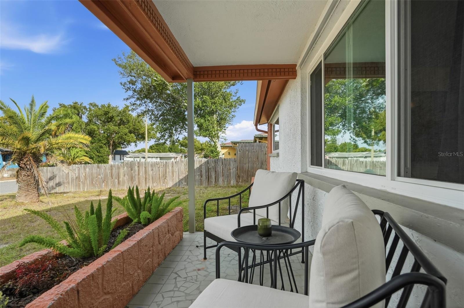 7628 Dale Dr photo 3
