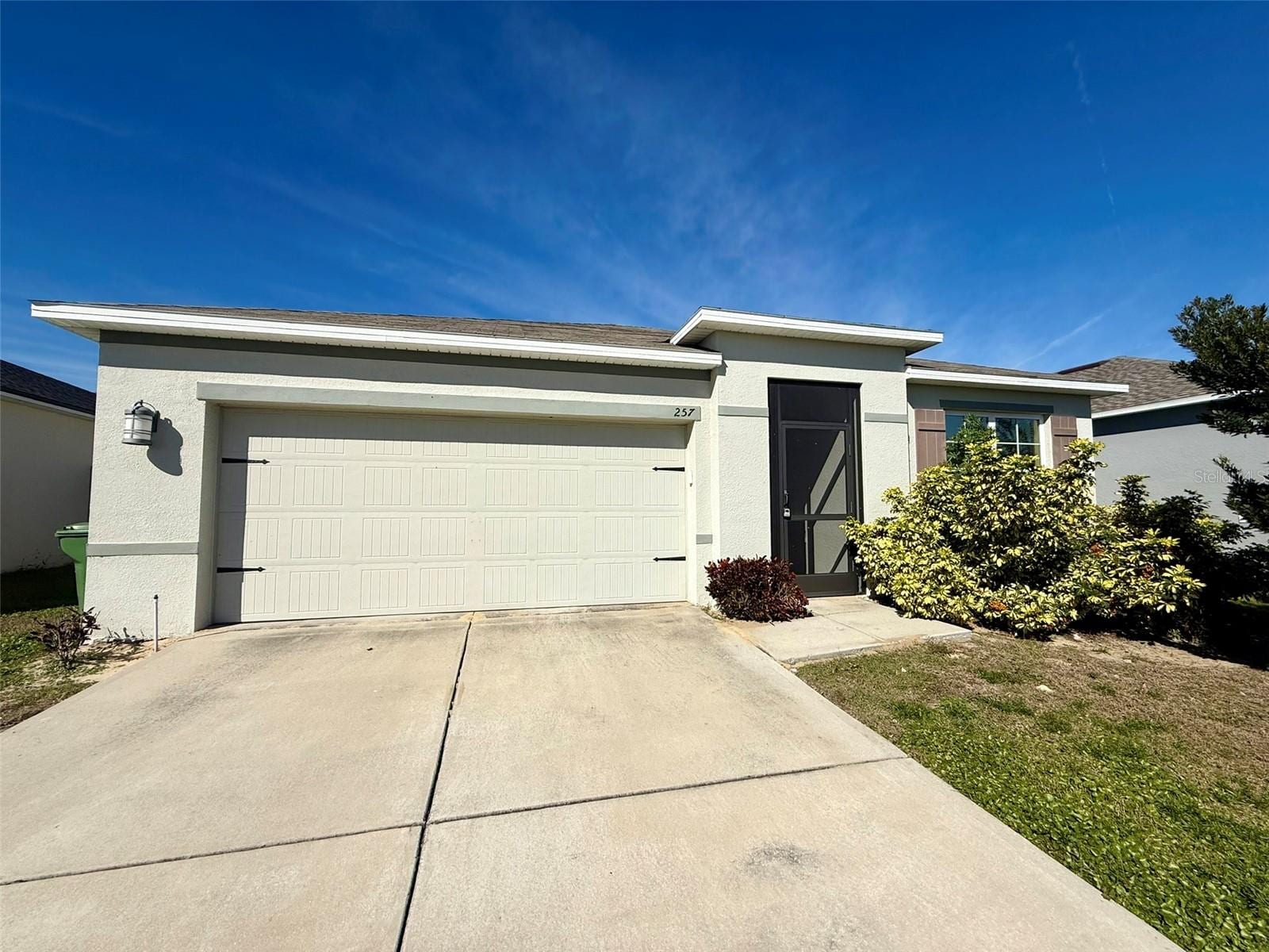 257 Meadowbrook Blvd photo 4