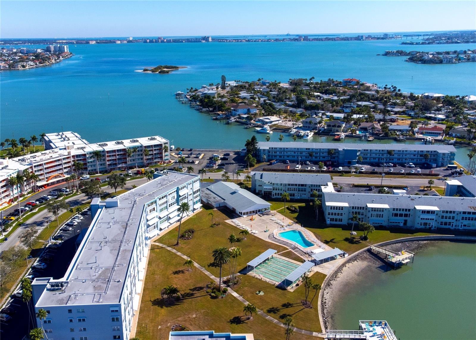 1847 Shore Dr S #204 photo 2