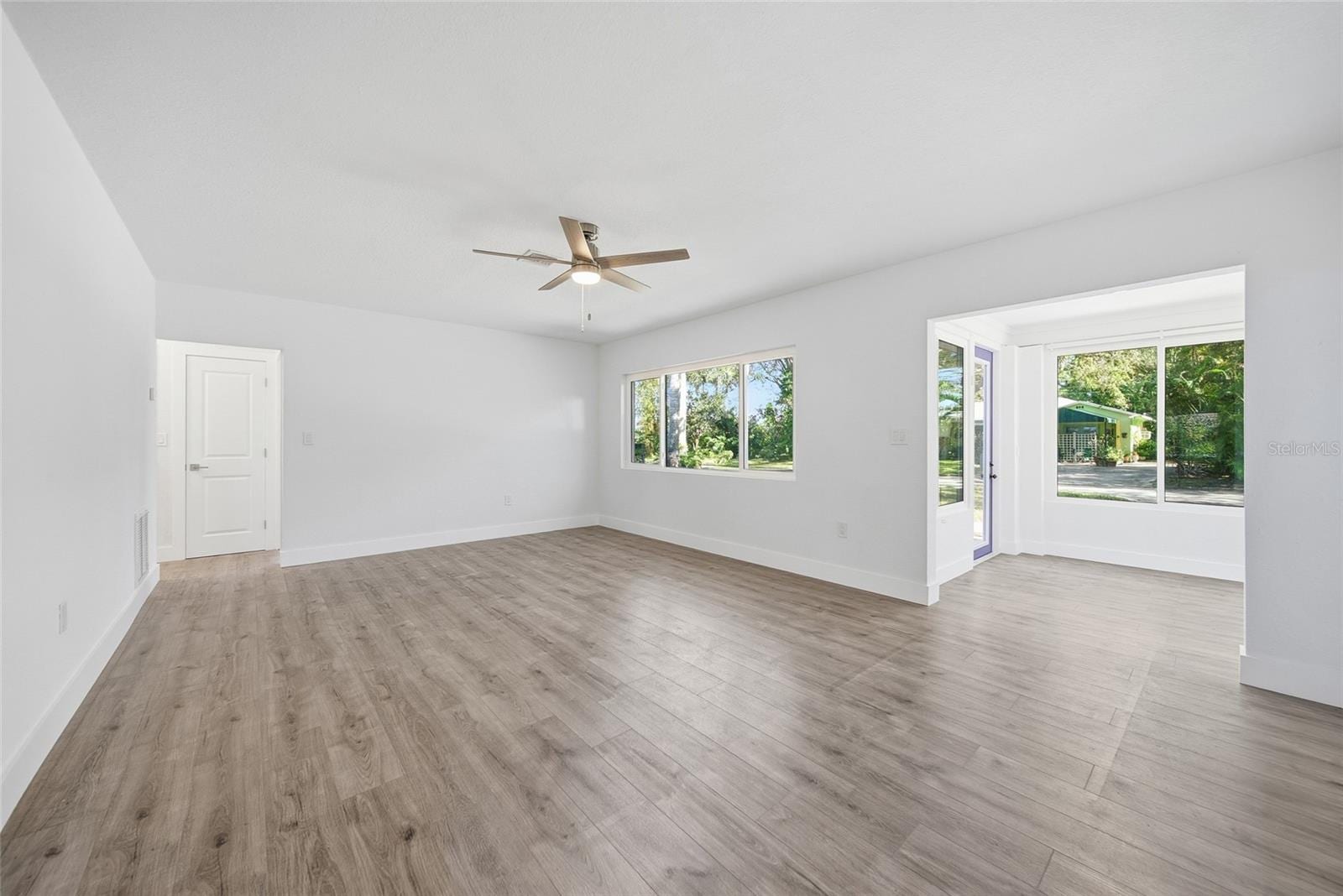 204 22nd St W photo 4