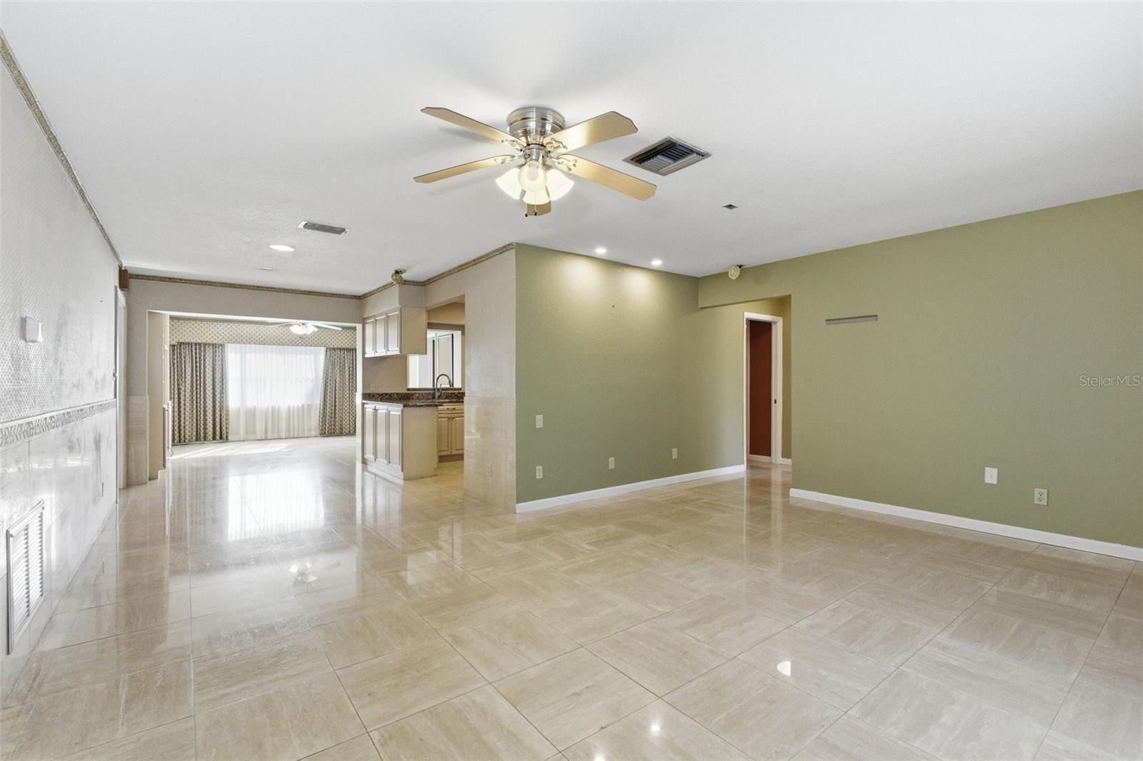 8408 Annwood Rd #8408 photo 3