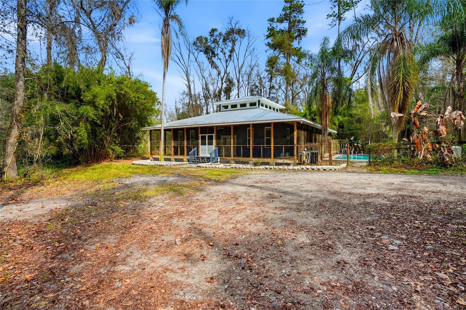 5201 Neff Lake Rd photo 4