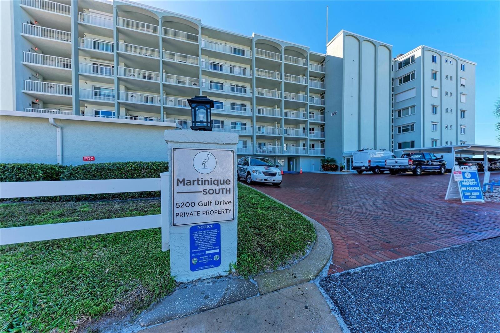 5200 Gulf Dr #107 photo 4