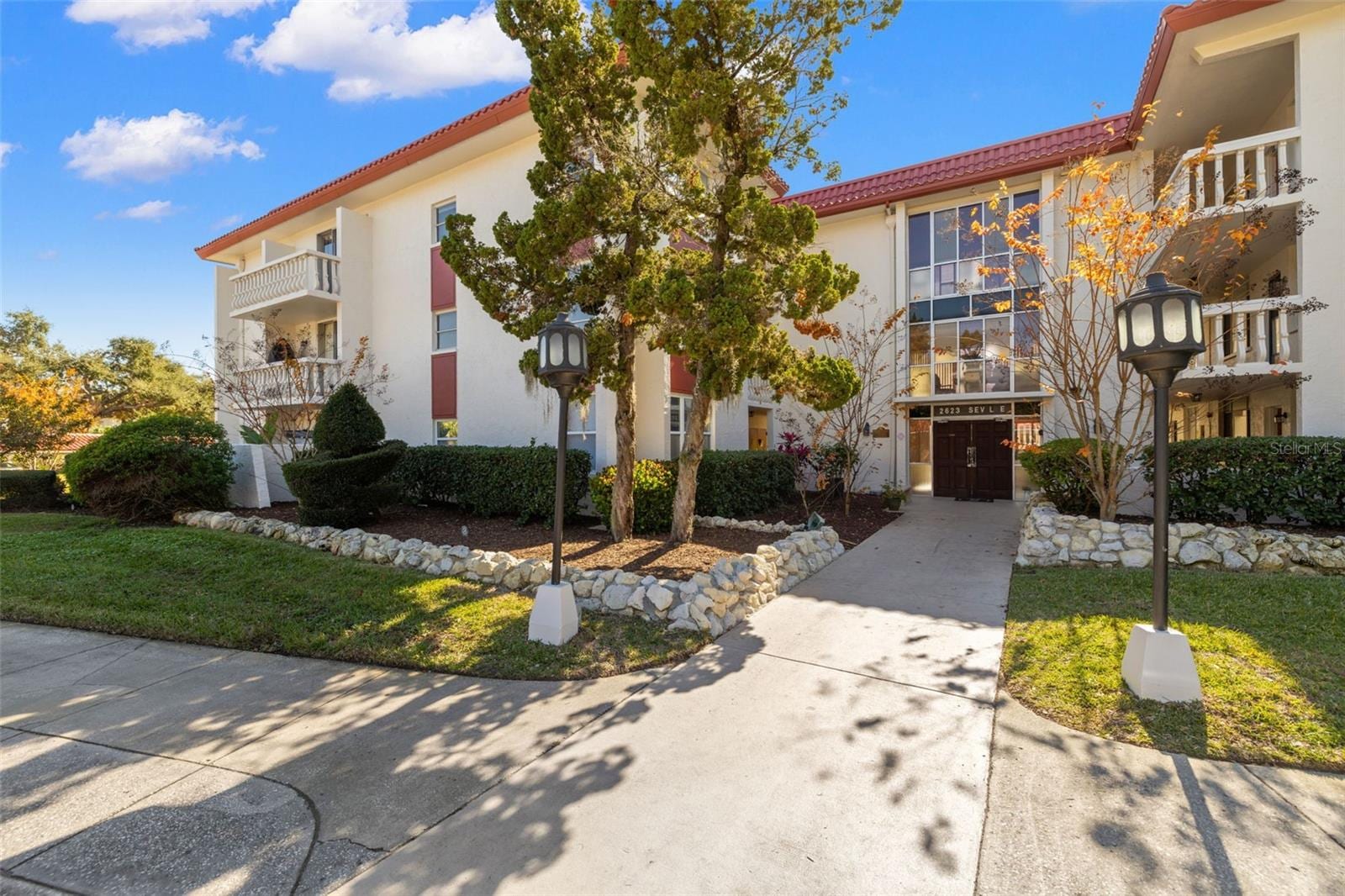 2623 Seville Blvd #301 photo 2