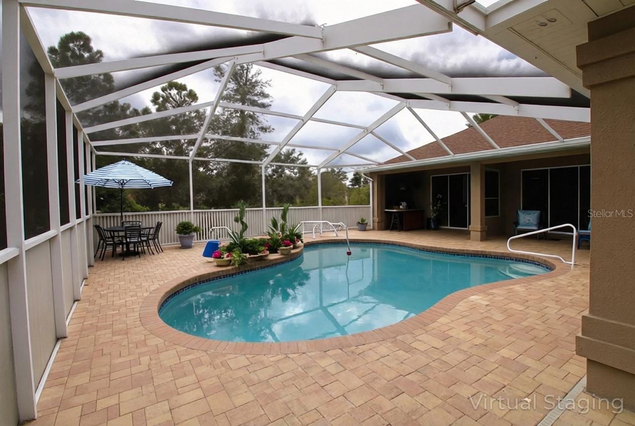 8476 Madrid Rd photo 3