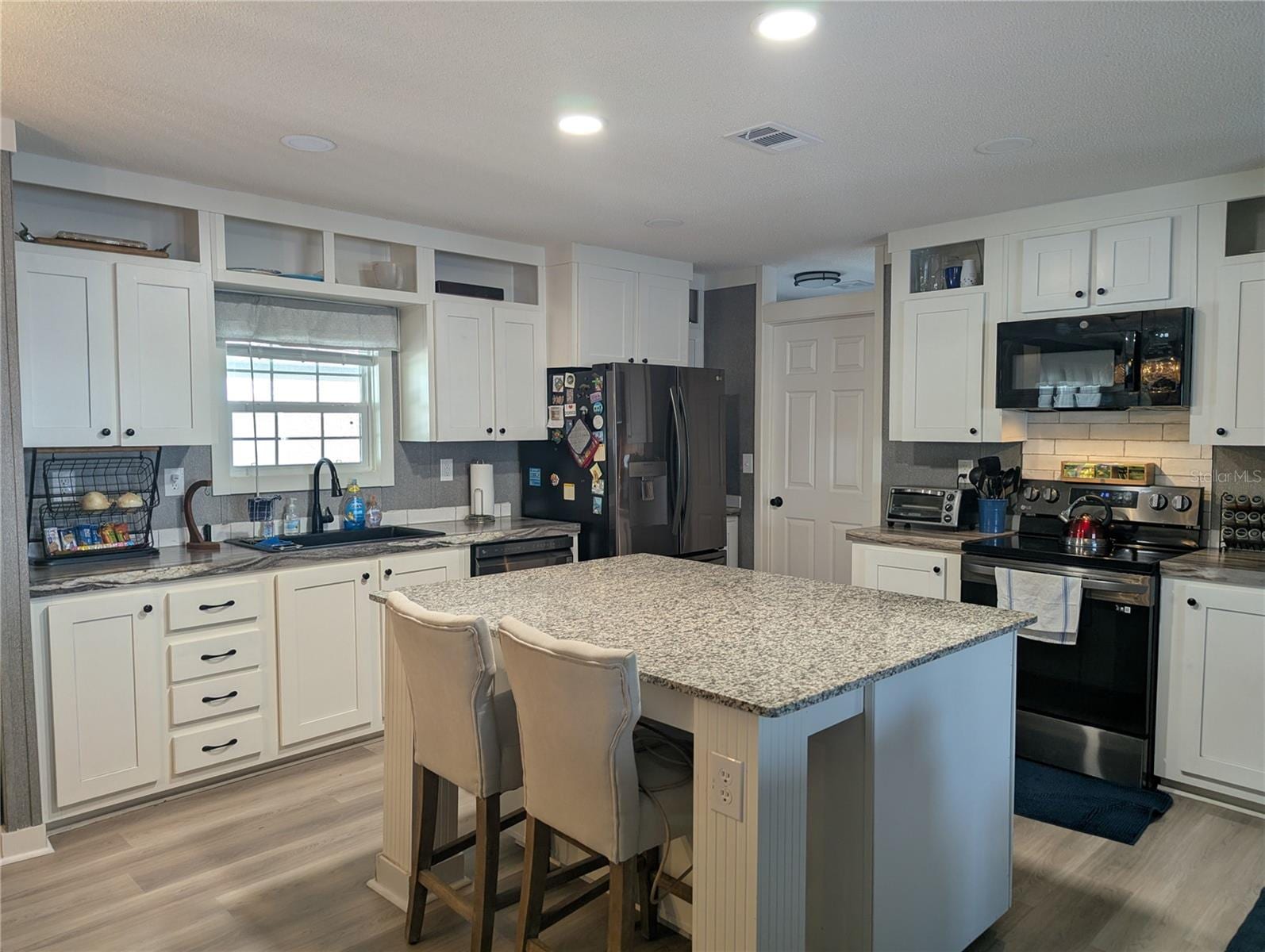 8248 Weatherford Ave photo 5