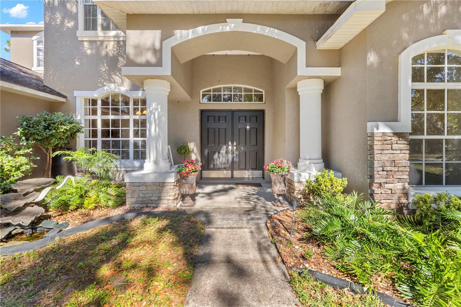 5123 Shorewood Dr photo 3