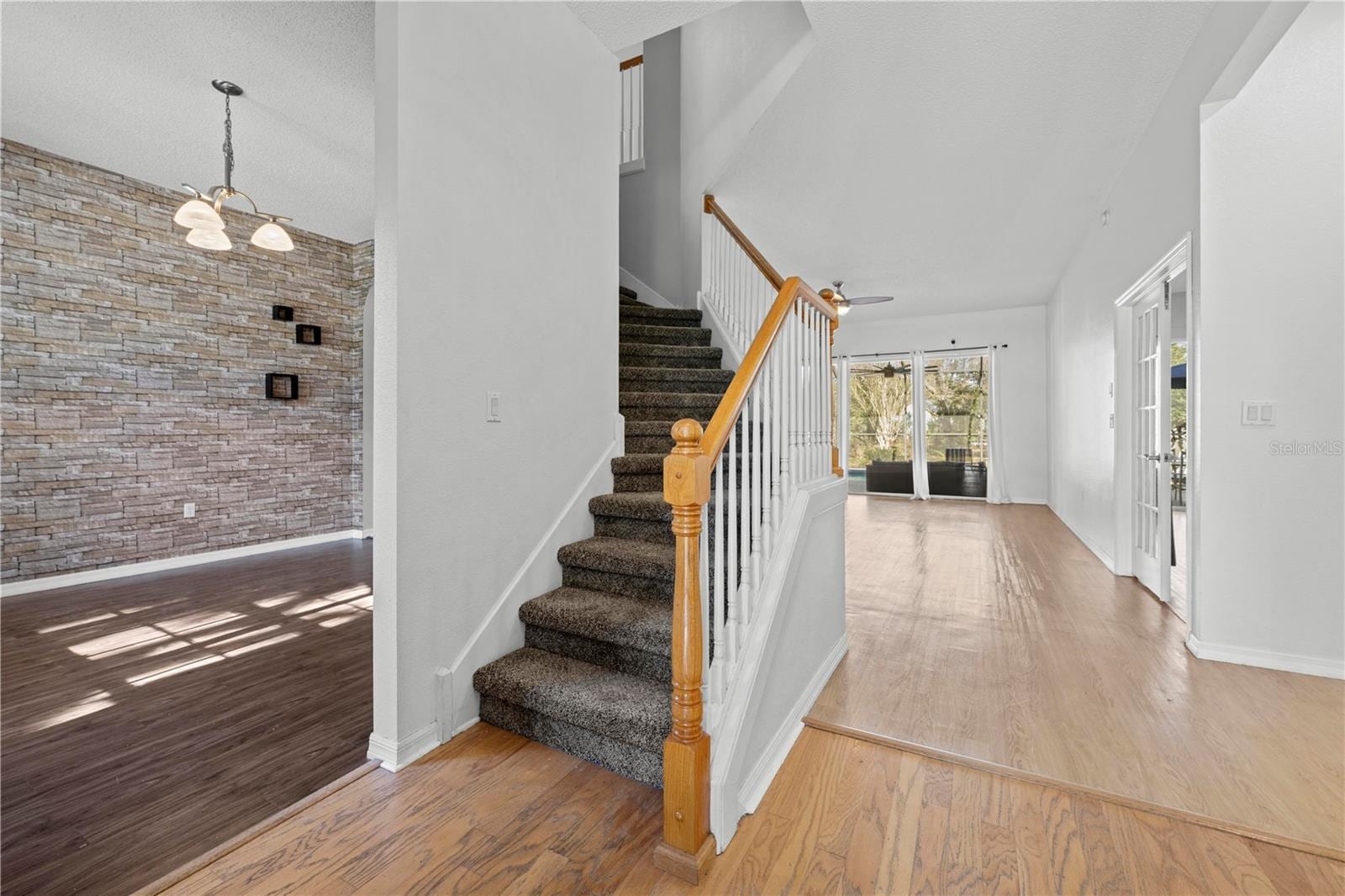 5123 Shorewood Dr photo 5