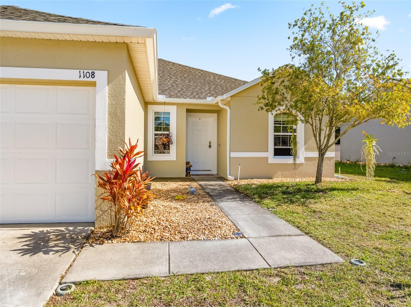 1108 Brenton Manor Dr photo 3