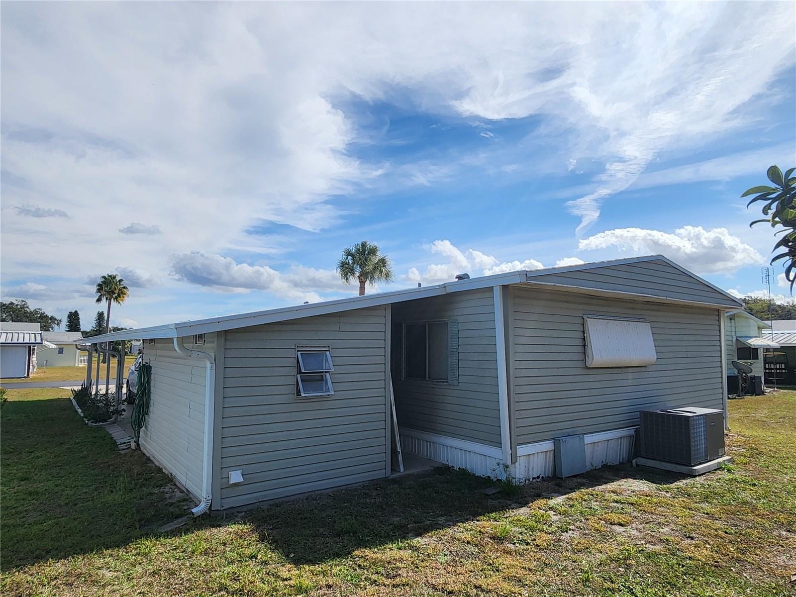 188 Sweet Circle Dr photo 3
