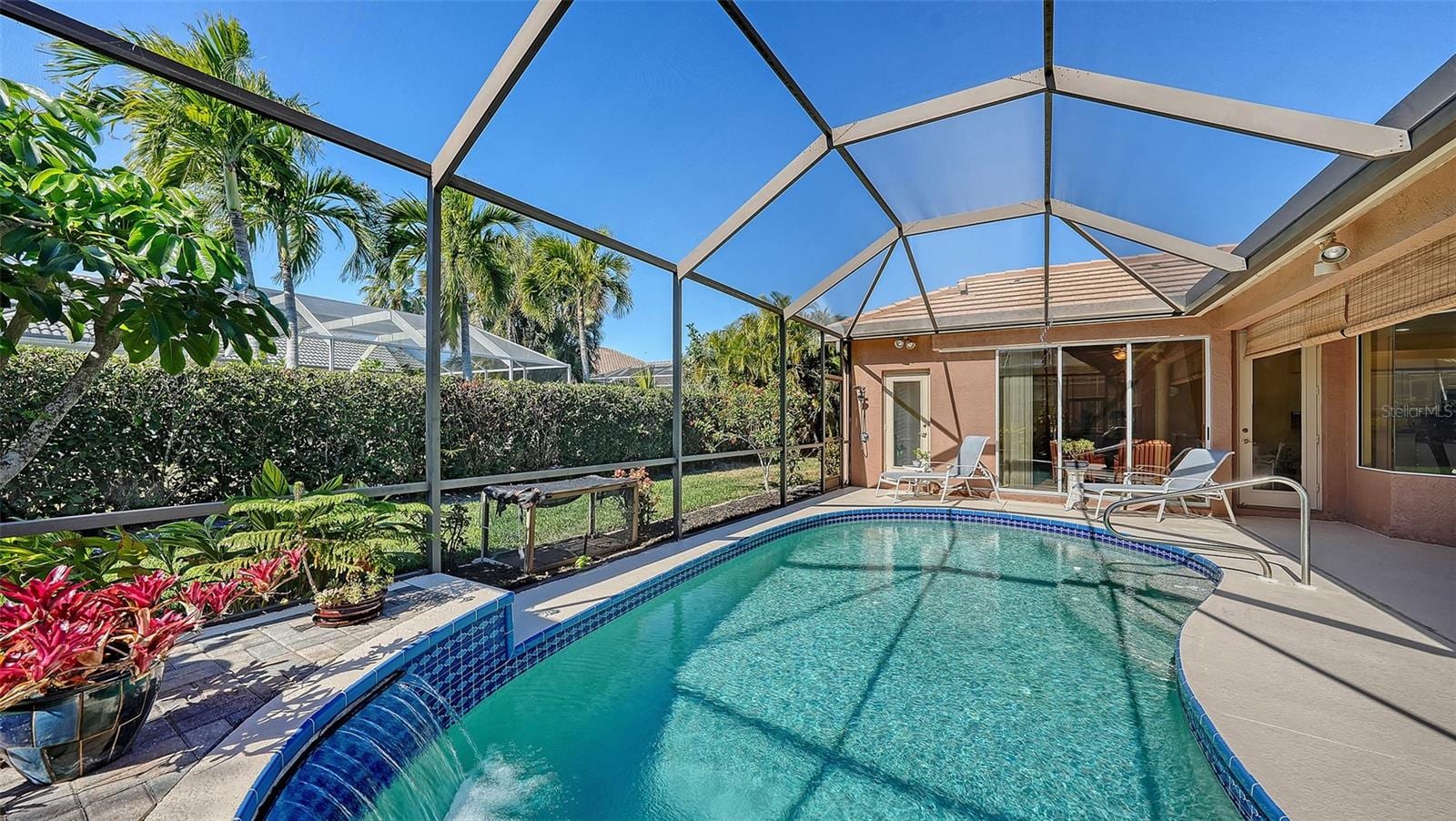 8544 Park Shore Ln photo 2